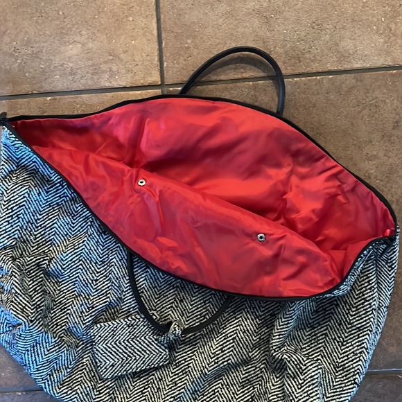 Two’s Company tote bag with pouch - Picture 3 of 10